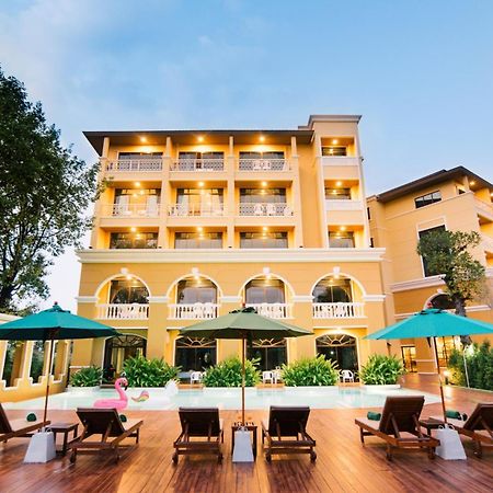 The Pineapple Hotel Krabi town Exteriör bild