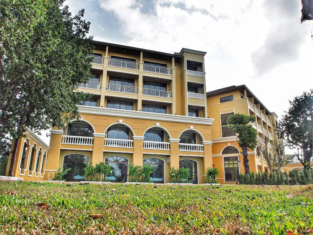 The Pineapple Hotel Krabi town Exteriör bild