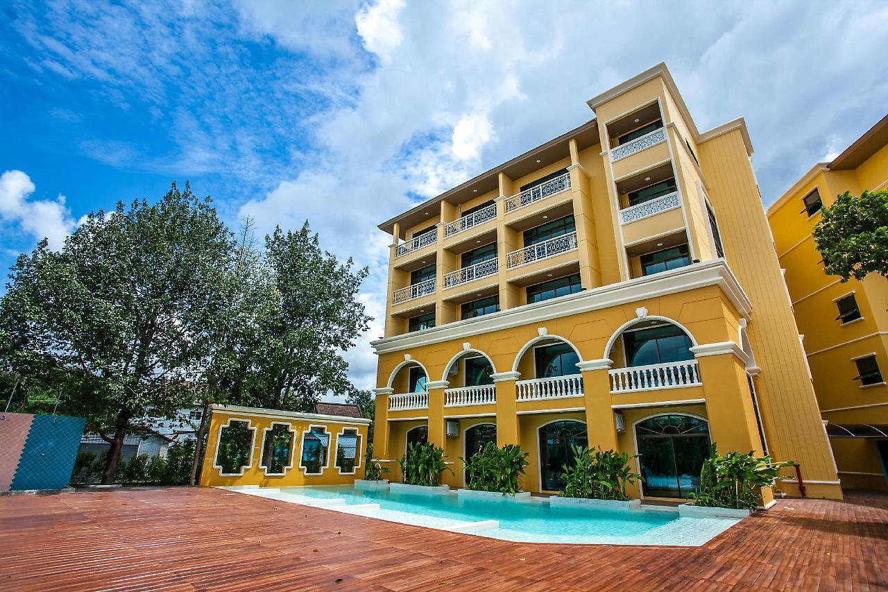 The Pineapple Hotel Krabi town Exteriör bild