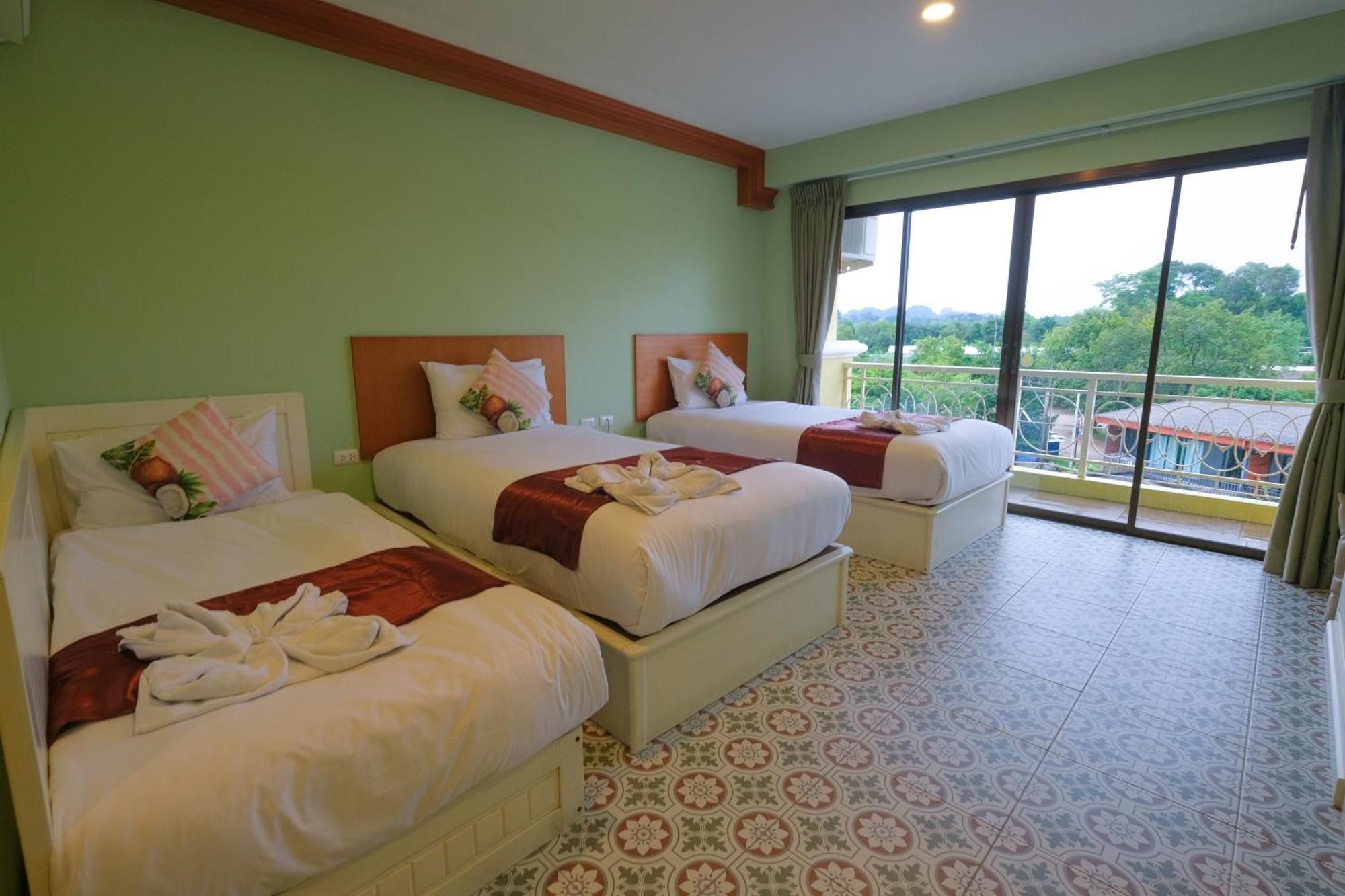 The Pineapple Hotel Krabi town Exteriör bild