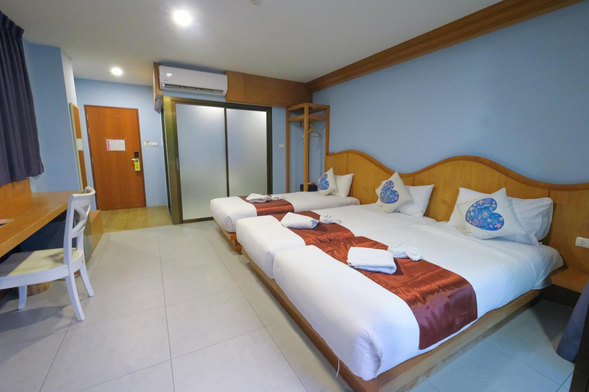 The Pineapple Hotel Krabi town Exteriör bild