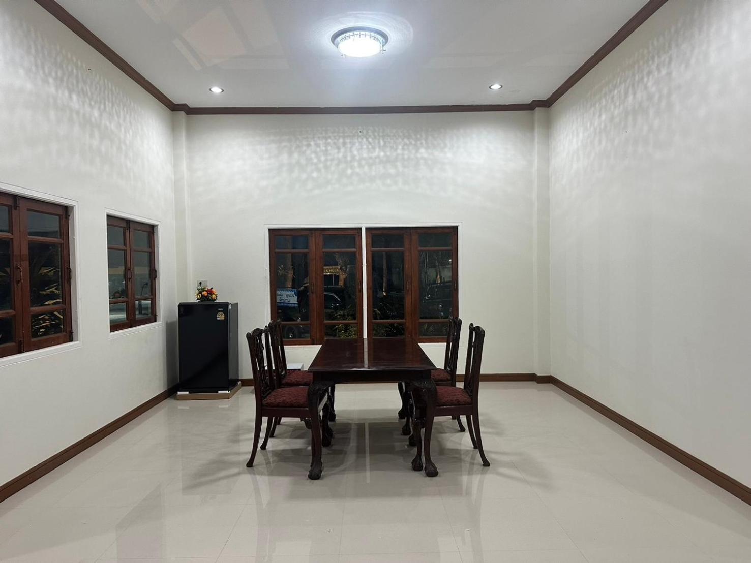 The Pineapple Hotel Krabi town Exteriör bild