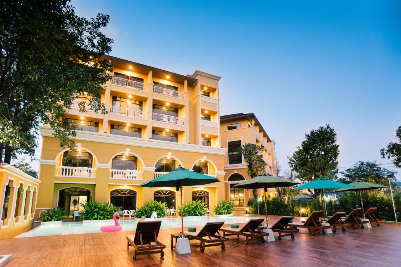 The Pineapple Hotel Krabi town Exteriör bild